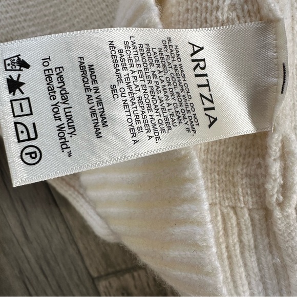 Aritzia Babaton Meraki Merino Wool Cardigan Sz M - Picture 9 of 9